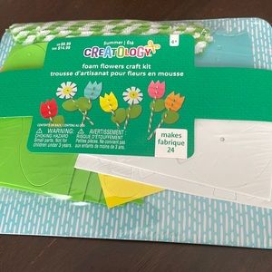 (NEW) Foam Flower Craft Kit
